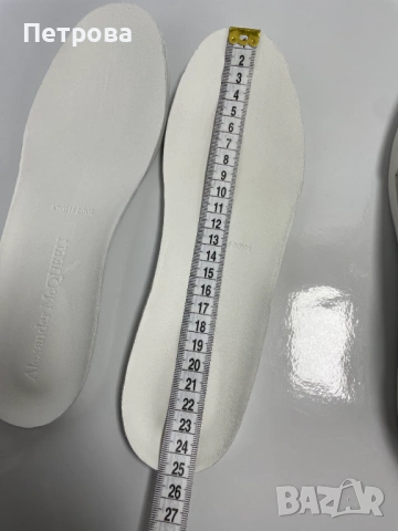 Alexander Mcqueen slip on маратонйки 37 Оригинал, снимка 12 - Маратонки - 54048290