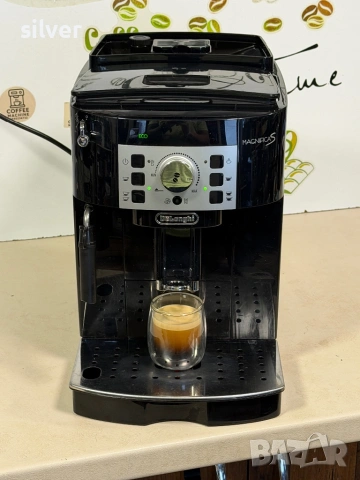 Кафемашина кафе автомат delonghi magnifica S с гаранция, снимка 2 - Кафемашини - 54118243