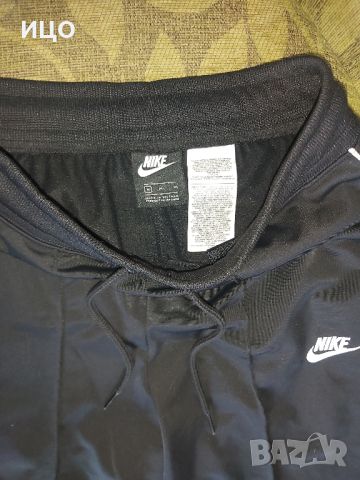 Дамско спортно долнище на Nike, снимка 2 - Спортни екипи - 45252554