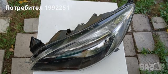 Ляв фар за  Opel Astra J. Оригинален с OEM N: 1EG 010 011- 61. Счупени две крачета отгоре и отдолу., снимка 12 - Части - 46538854