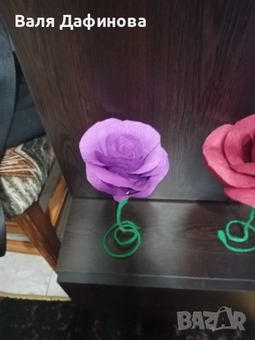 Ръчно изработени цветя от креп хартия, снимка 6 - Изкуствени цветя - 54147197