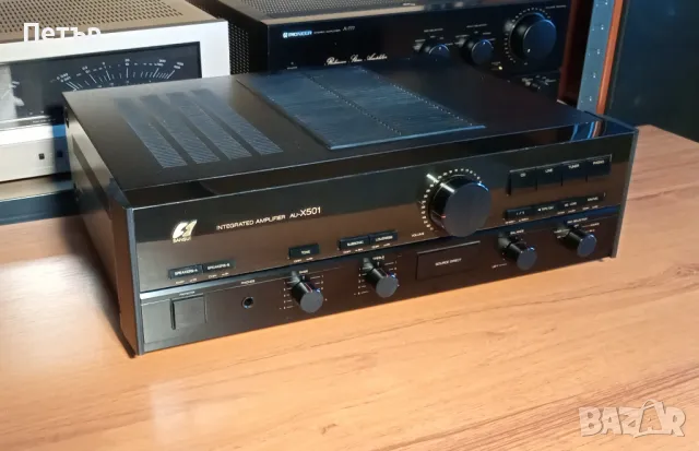 Sansui AU-X501, снимка 1 - Ресийвъри, усилватели, смесителни пултове - 47807068