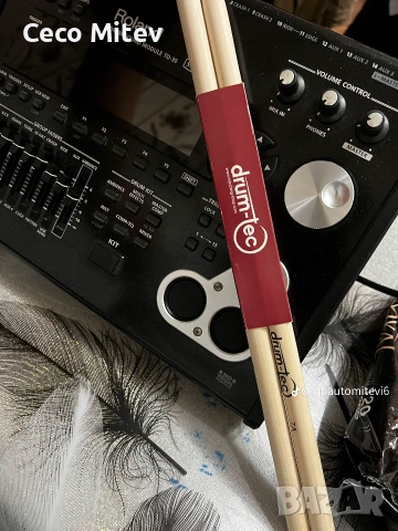 Продавам Roland TD 30.