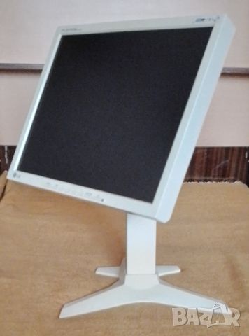 LCD Monitor LG. Made in Korea., снимка 4 - Монитори - 45527723