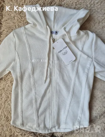 Дамско горнище с качулка, снимка 2 - Суичъри - 50082926