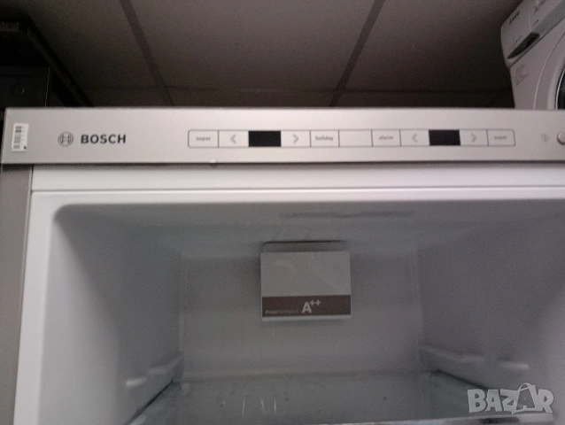 Иноксов комбиниран хладилник с фризер Бош Bosch А++ с две години гаранция!, снимка 8 - Хладилници - 53979961