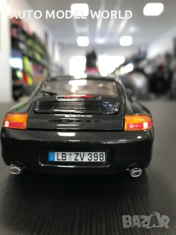 Метална колекционерска количка BBURAGO PORSCHE 996 1997г.1:18 НОВА, снимка 5 - Колекции - 47185561