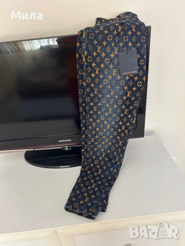 Шикозни дънкиLouis Vuitton , снимка 3 - Дънки - 51746278