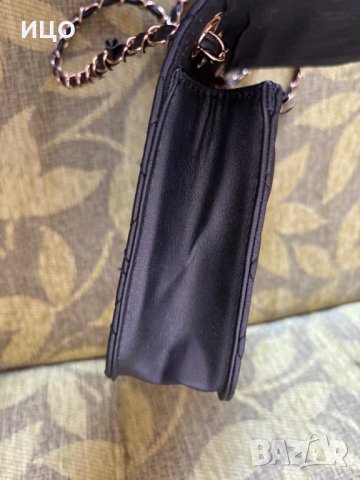 Дамска чанта CHANEL, снимка 11 - Чанти - 50970421