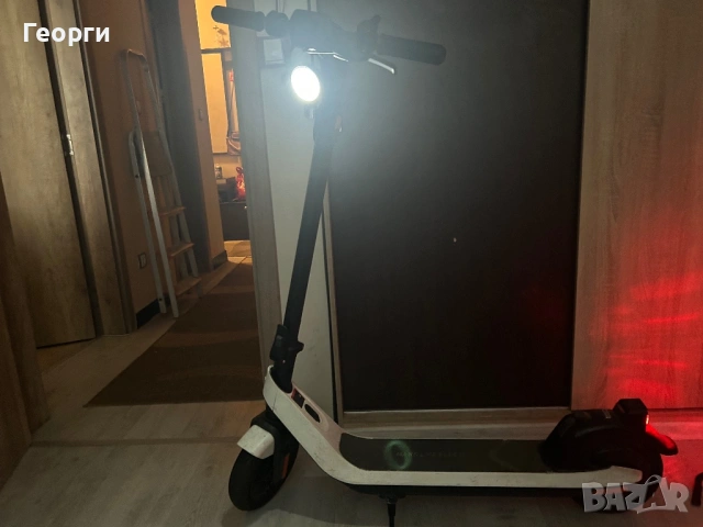 Продавам електрическа тротинетка KQI2 згъваема и лека карана е три четри пъти като чисто нова