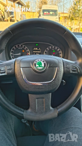 Skoda Octavia 2.0 tdi automat, снимка 3 - Автомобили и джипове - 54211429