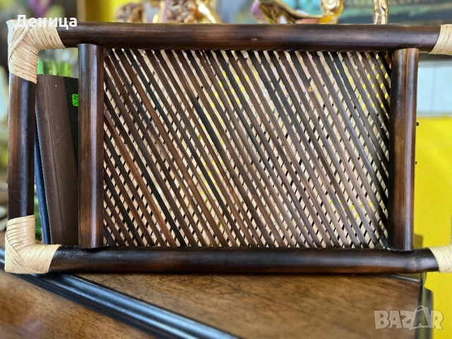 Ръчно изработен бамбуков поднос  Размери с дръжки-44/23.5 см и размери без-31/23.5 см Цена-30 лв , снимка 2 - Декорация за дома - 51517838