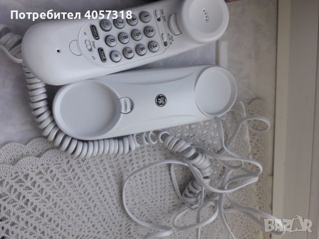 Стар ретро телефон , снимка 1 - Стационарни телефони и факсове - 45796296