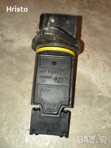 Дебитомер Pierburg 7.22684.07 Мерцедес Ц клас ,Е клас , снимка 2 - Части - 53540754