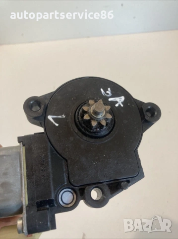 Заден ляв мотор за стъкло на врата за KIA Sportage 2.0 CRDi (2009) 98810-1F100, снимка 3 - Части - 53432715