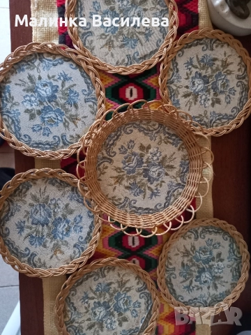 поставка за чаши