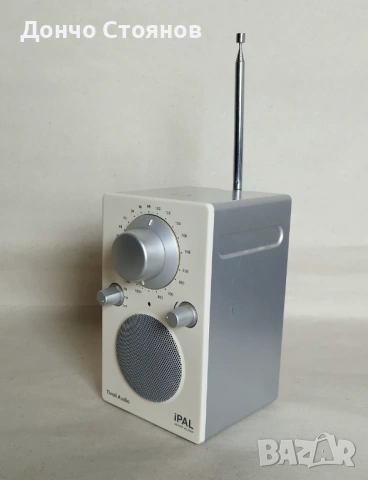 Чудесно малко радио Tivoli Audio iPal HENRY CLOSS, снимка 3 - Радиокасетофони, транзистори - 53696699