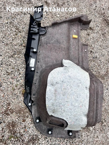 64740-05071-C2Интериорна пластмаса багажник кори за Тойота Авенсис T27.комби.64730-05071-C2, снимка 10 - Части - 51074353