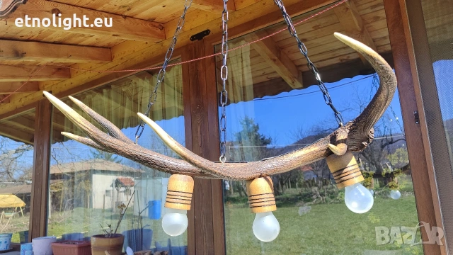 Ръчно изработен полилей от еленови рога с ръчно изработени дървени чашки , снимка 3 - Полилеи - 53812706