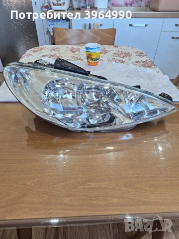 Кристален Неразличим от нов Оригинален десен фар за Пежо 206