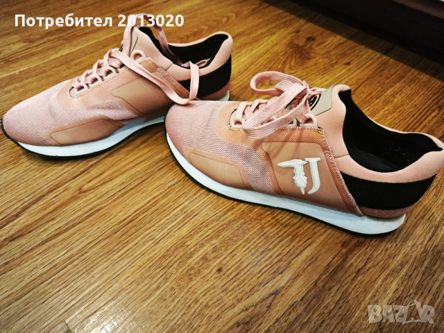 Дамски маратонки Трусарди, снимка 4 - Маратонки - 50064422