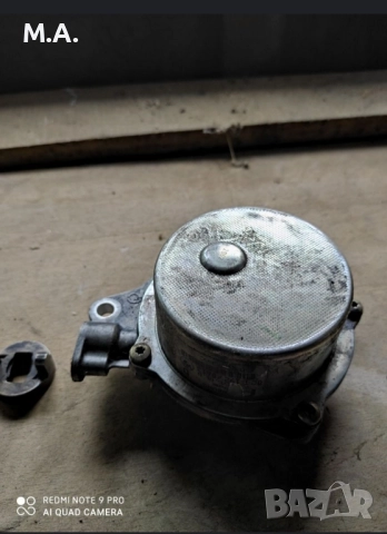 Вакуум помпа е39 530d