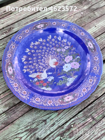 Стара голяма порцеланова чиния ръчно рисувана