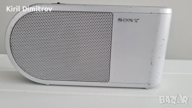 Sony ICF-304, снимка 2 - Радиокасетофони, транзистори - 53903675