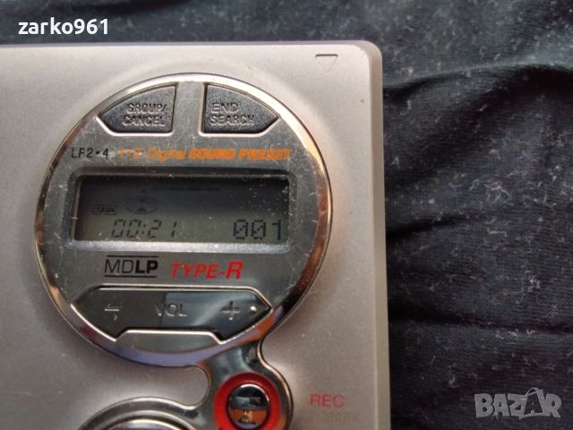 страхотен мини диск оригинален плеър SONY+1диск за запис, снимка 3 - MP3 и MP4 плеъри - 45827974