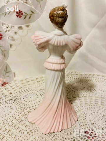 порцеланова статуетка , снимка 3 - Статуетки - 52298539