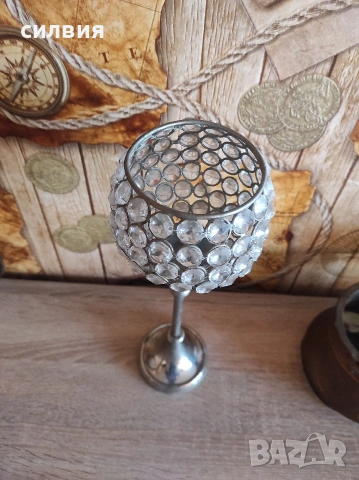 метален свещник с кристали , снимка 3 - Декорация за дома - 54260930
