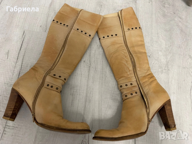 Бежови ботуши, естествена кожа