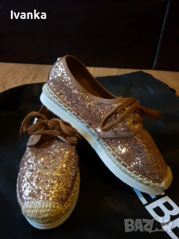 Дамски Обувки , снимка 2 - Дамски ежедневни обувки - 50872224