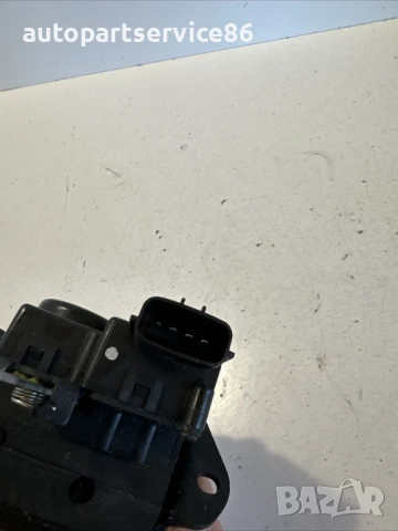 Заключващ механизъм за заден капак за KIA Carens 2.0 CRDi (2007-2011), снимка 2 - Части - 53466277