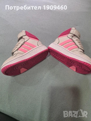 Детски обувки adidas, снимка 3 - Детски обувки - 52547646