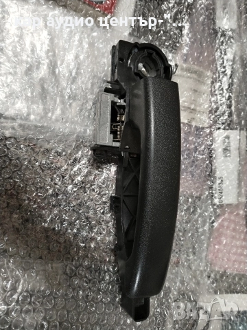 Renault Master, външна дръжка със основа, снимка 4 - Части - 52930182