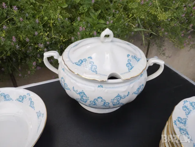 Порцеланов сервиз Барок, снимка 4 - Сервизи - 50155757