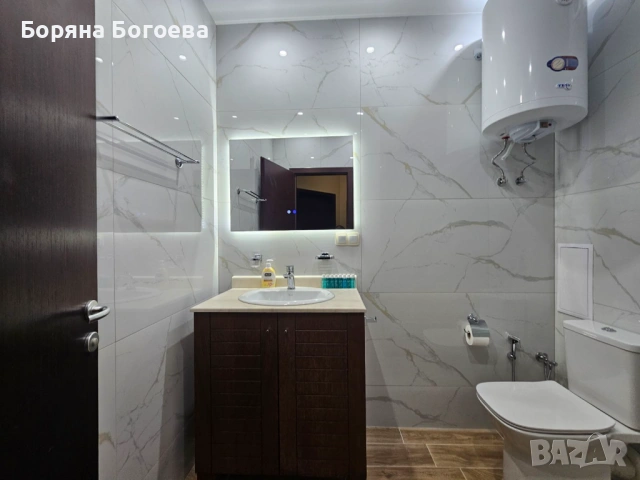 давам под наем двустаен обзаведен апартамент на първа линивя в к.к.Златни пясъци, снимка 5 - Апартаменти - 53143083