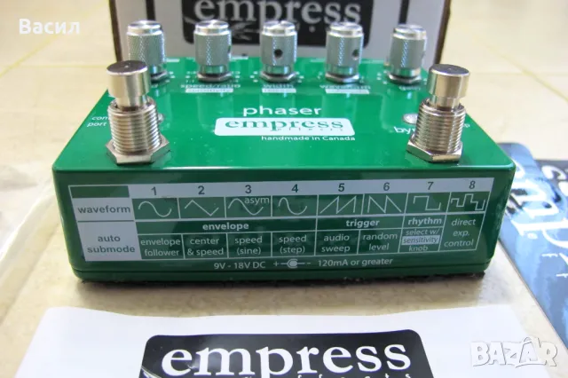 Empress Effects Phaser – Страхотен канадски мулти китарен ефект, снимка 3 - Китари - 49151202