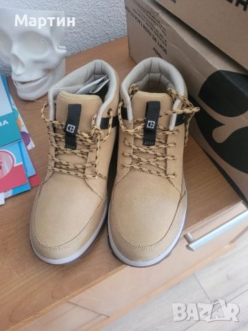 Обувки Caterpillar, снимка 4 - Кецове - 52154878