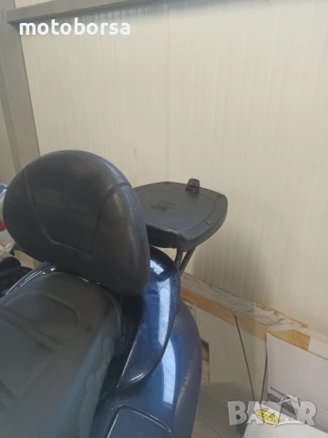 Облегалка и основа с куфар за Ямаха маджести 125-180, снимка 2 - Части - 50759879