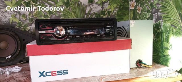 Авто плеър за кола Sony с аукс, снимка 3 - Ресийвъри, усилватели, смесителни пултове - 54104650