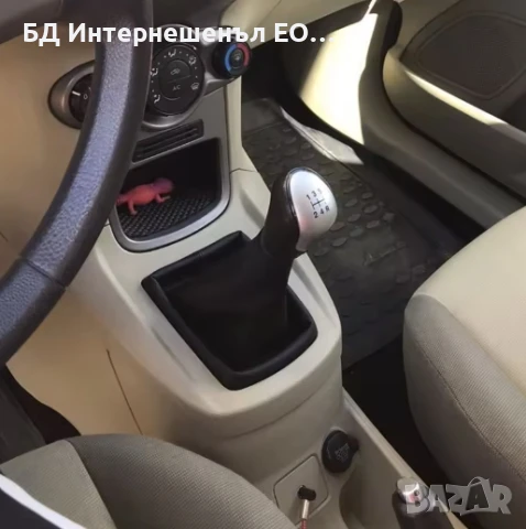 1556833  Маншон за скоростен лост, Ford, Fiesta mk6, С Рамка, Черен, Кожа, снимка 3 - Части - 50992242