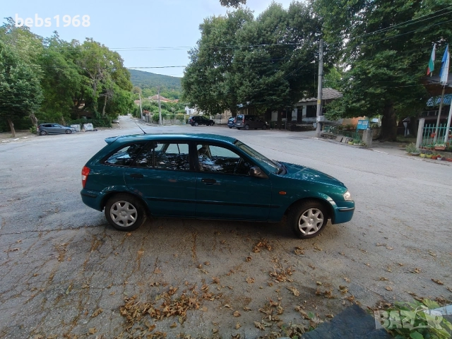 Продава се Mazda 323f, снимка 4 - Автомобили и джипове - 51463328