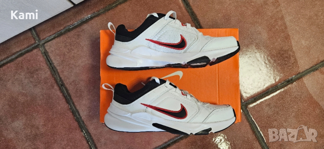 Nike, номер 41, снимка 9 - Маратонки - 53717804