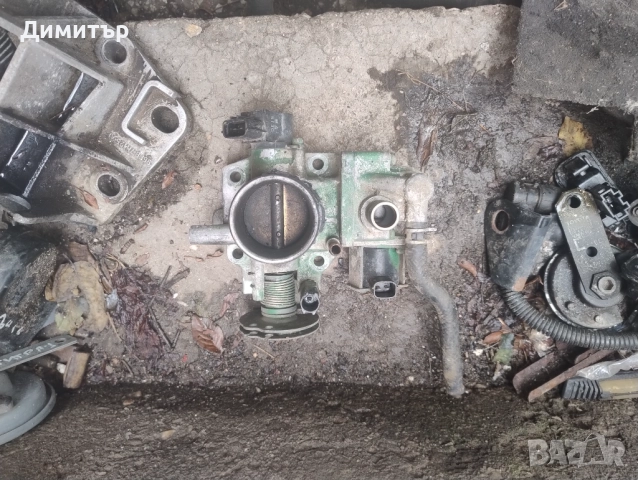 Дросел За Мазда 323 Ф 1.5И 16В 1998г / Mazda 323 F 1.5I 16V 1998y