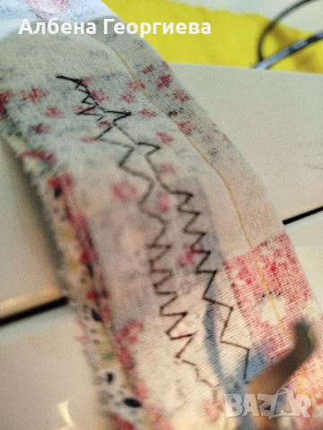 Метална шевна машина BERNETTE 812, снимка 8 - Шевни машини - 53685356