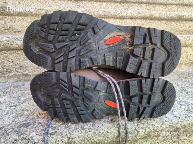 Туристически обувки Haglofs Gore-Tex , 39 1/3 номер  , снимка 3 - Дамски ботуши - 51870712