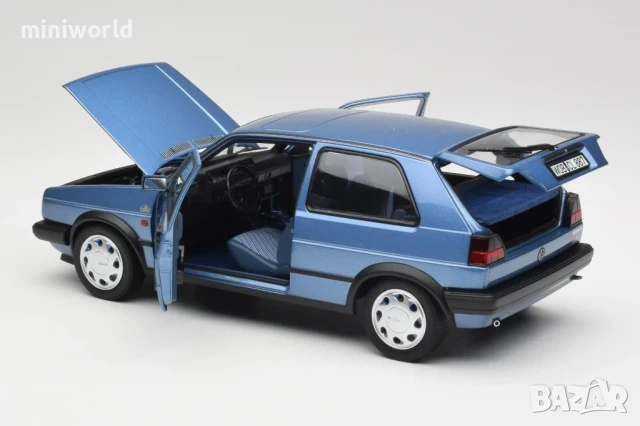 VW Volkswagen Golf 2 10 Million 1988 - мащаб 1:18 на Norev моделът е нов в кутия, снимка 3 - Колекции - 50469858