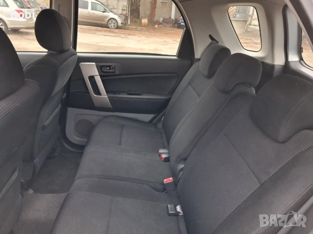 Daihatsu Terios 1.5 i 4x4, снимка 9 - Автомобили и джипове - 50983687